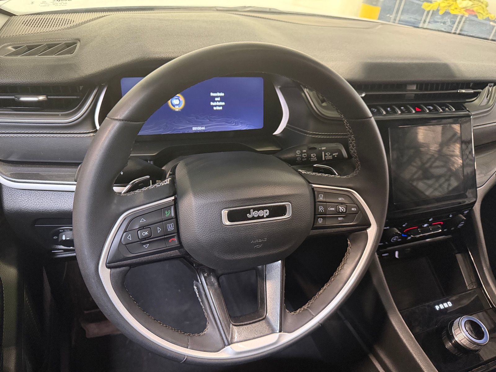 Thumbnail: 2023 Jeep Grand Cherokee - 4