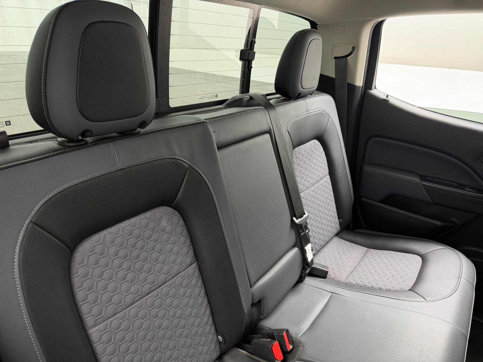Thumbnail: 2017 Chevrolet Colorado - 5