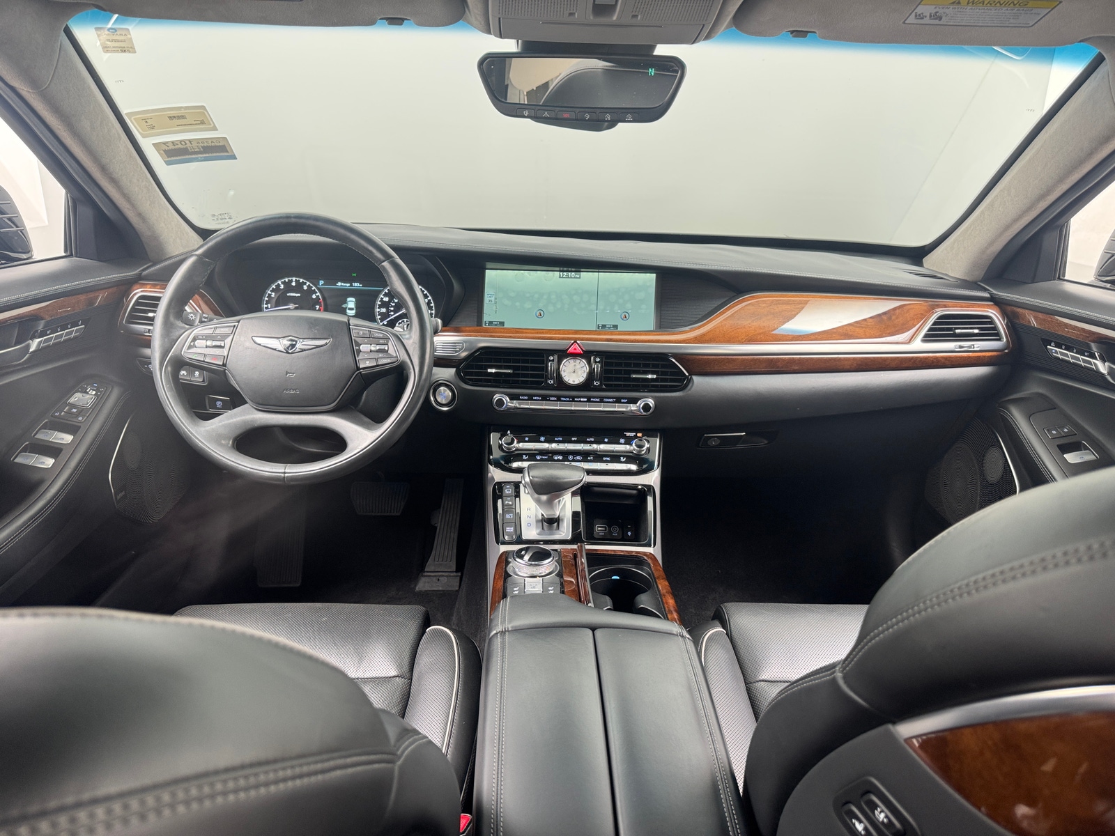Thumbnail: 2017 Genesis G90 - 2