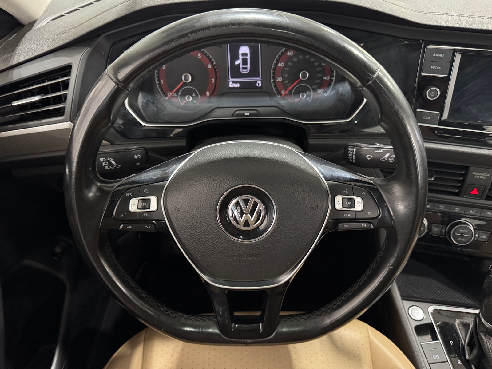 Thumbnail: 2019 Volkswagen Jetta - 4