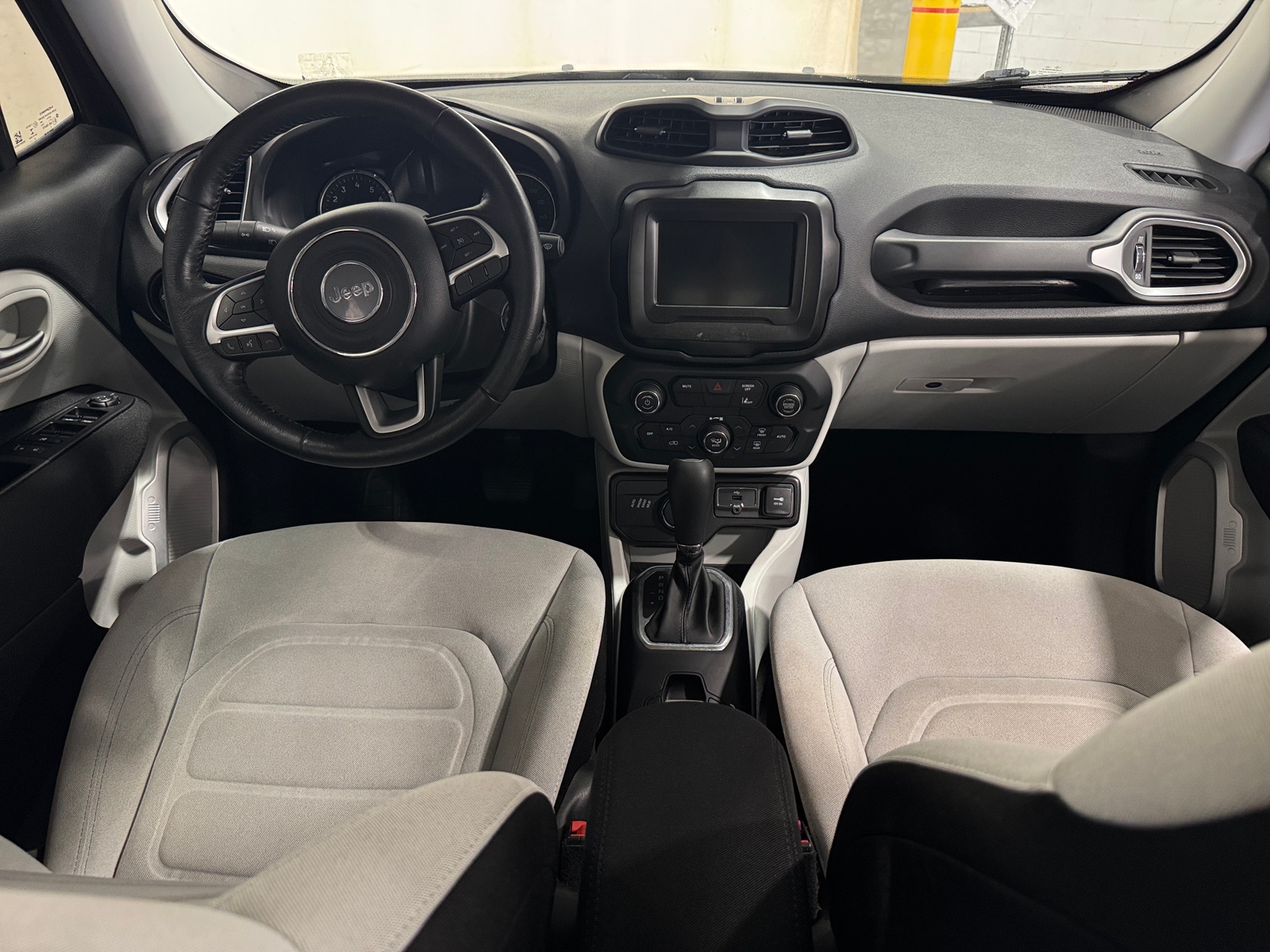 Thumbnail: 2021 Jeep Renegade - 3