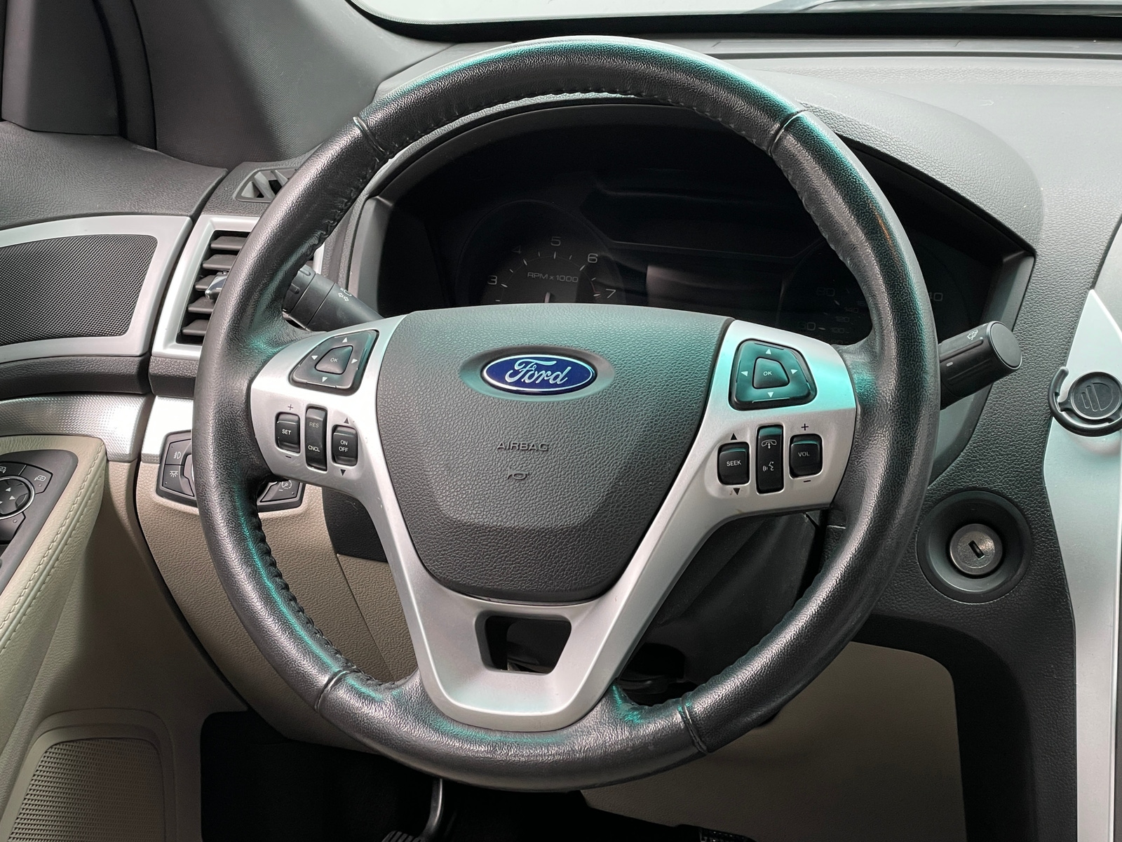 Thumbnail: 2012 Ford Explorer - 5