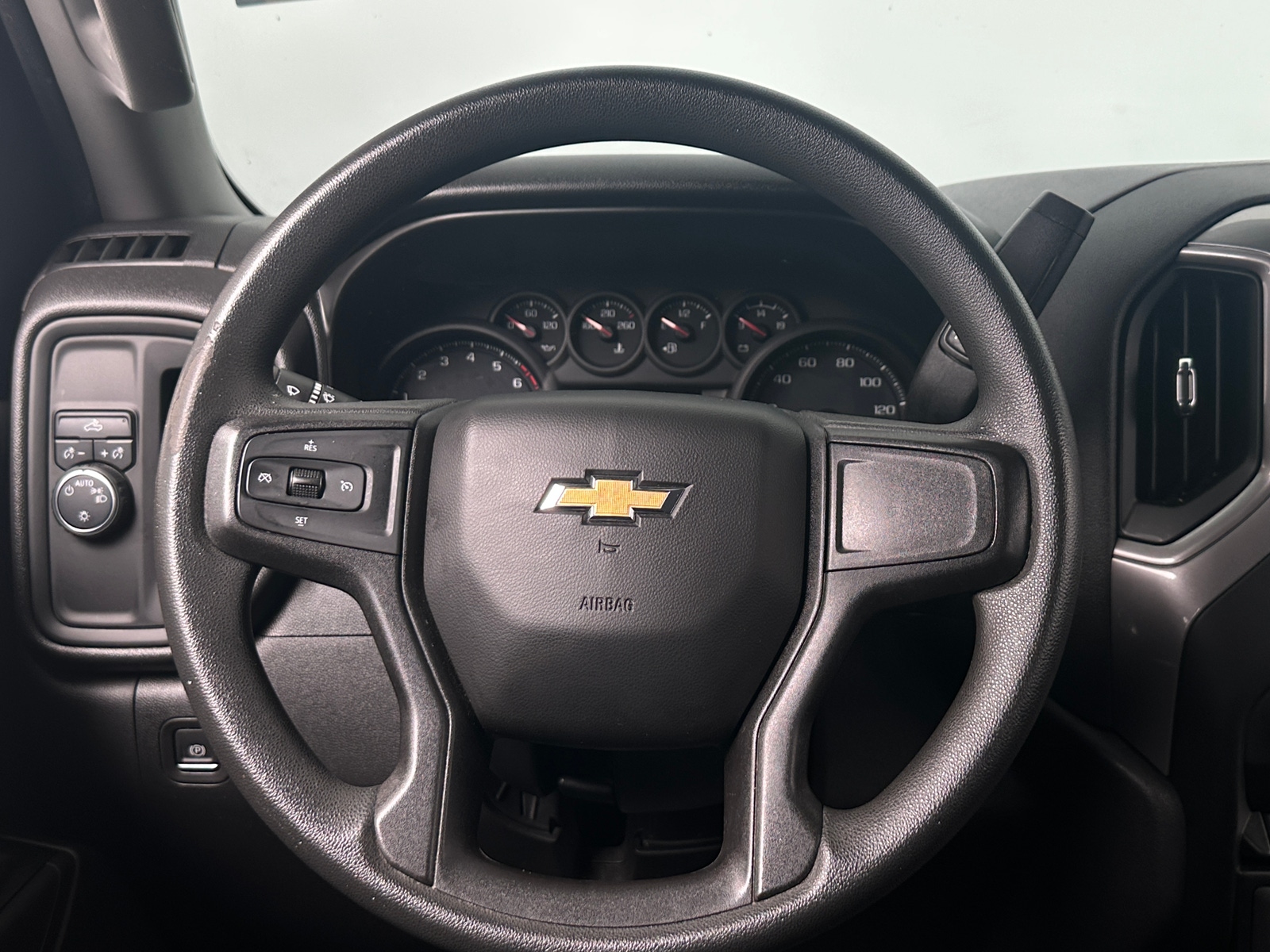 Thumbnail: 2021 Chevrolet Silverado 1500 - 5