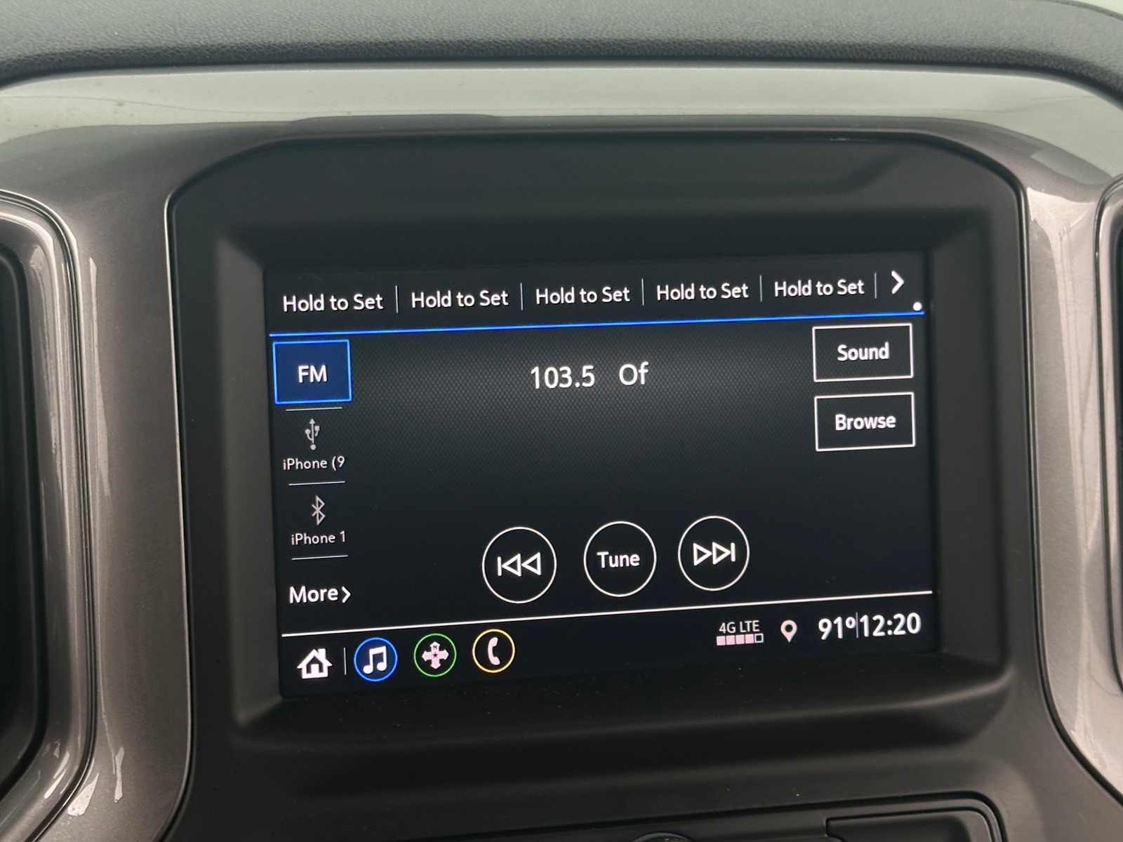 Thumbnail: 2021 Chevrolet Silverado 1500 - 4
