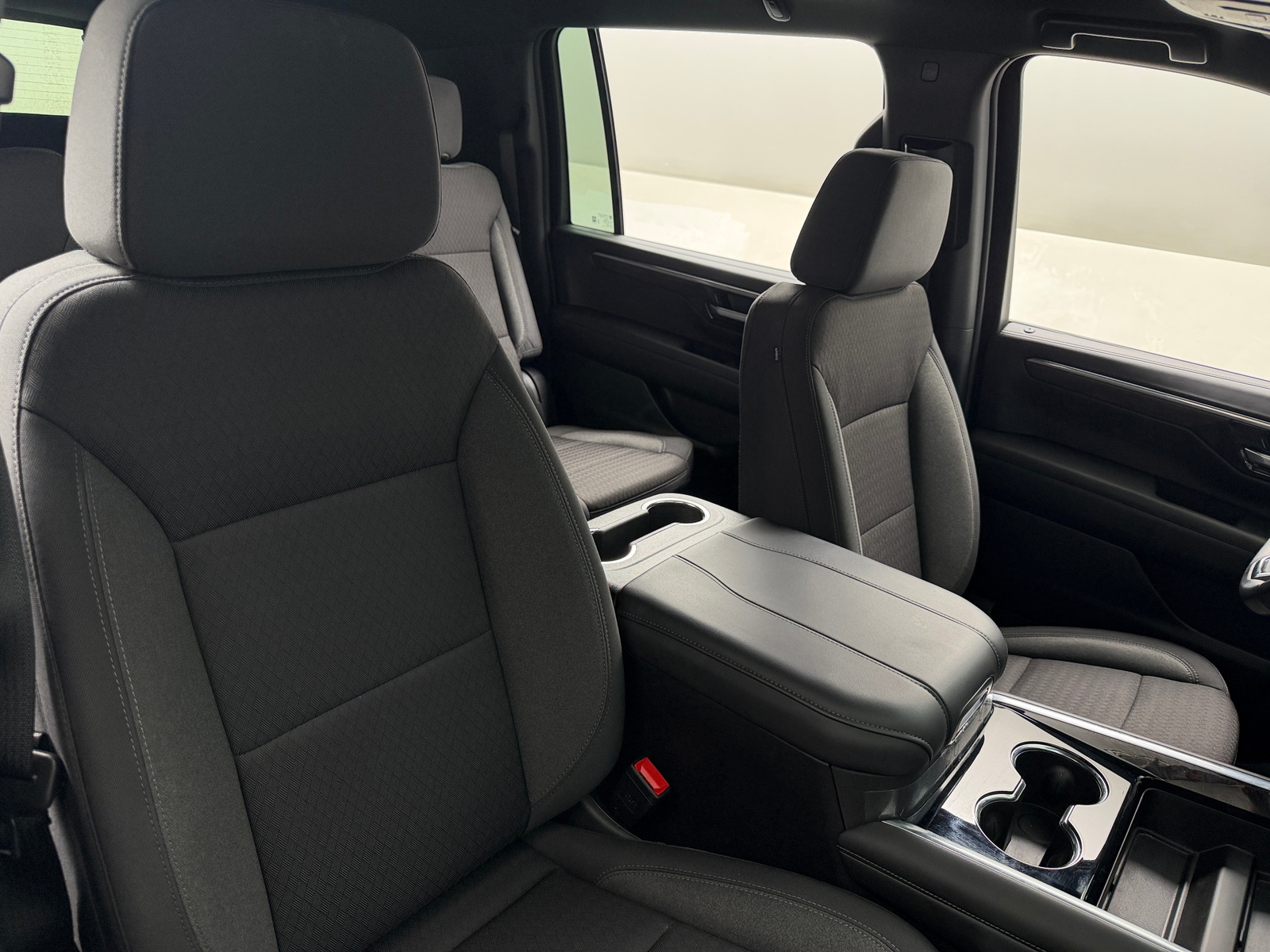 Thumbnail: 2025 Chevrolet Suburban - 2