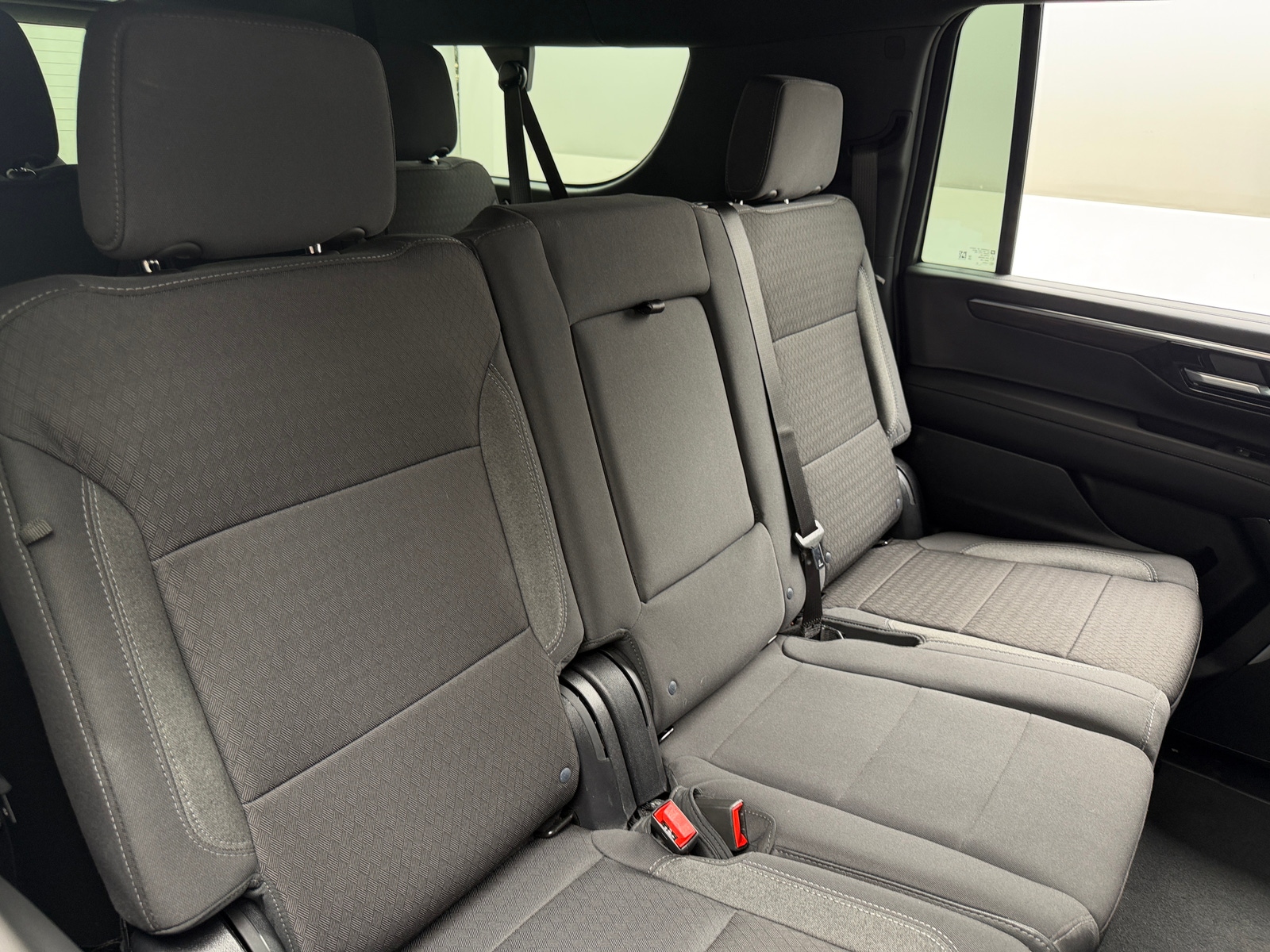 Thumbnail: 2025 Chevrolet Suburban - 6
