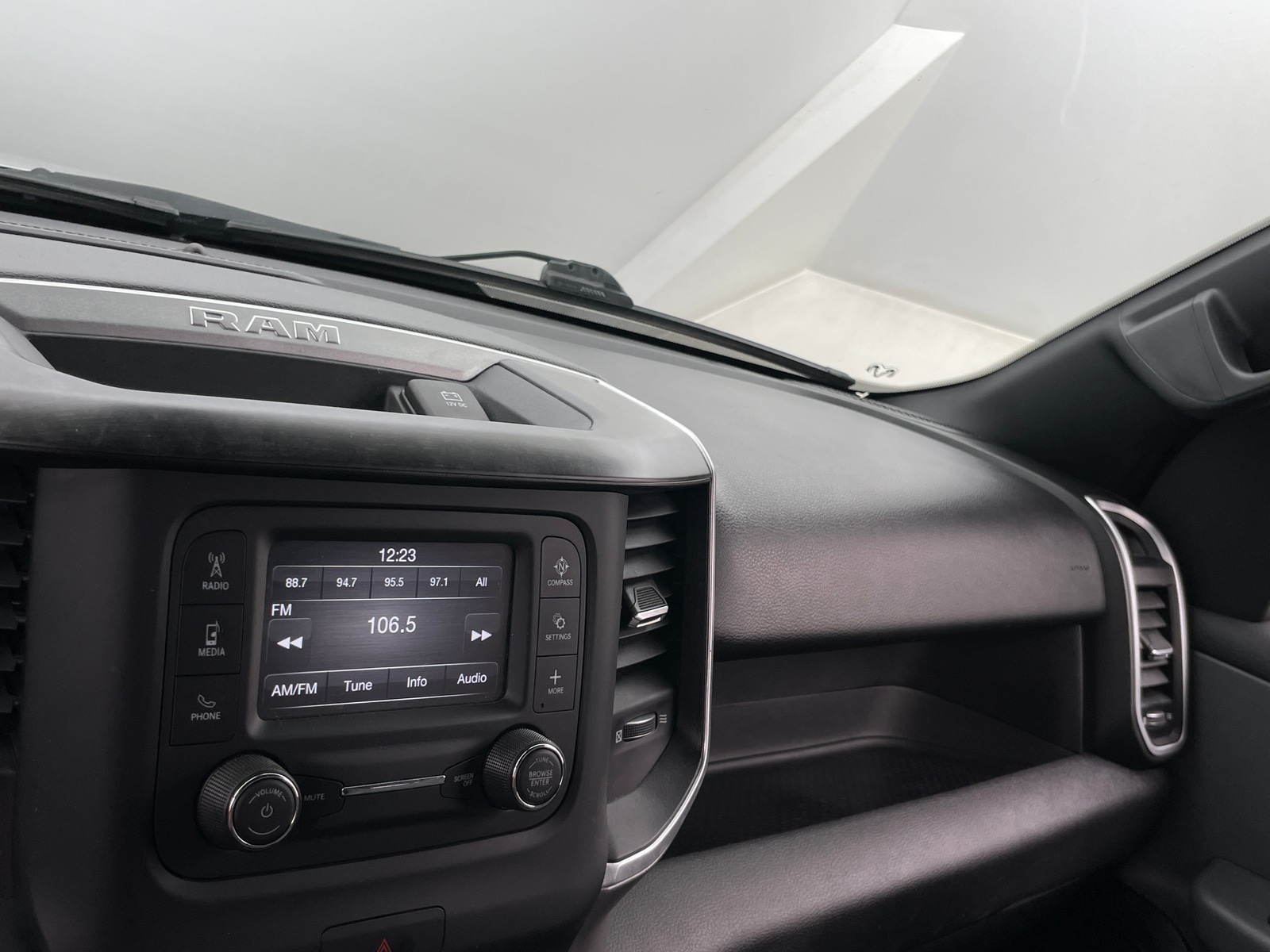Thumbnail: 2022 RAM 1500 - 4