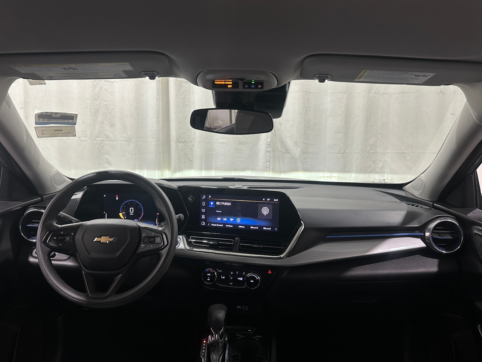 Thumbnail: 2025 Chevrolet Trax - 3