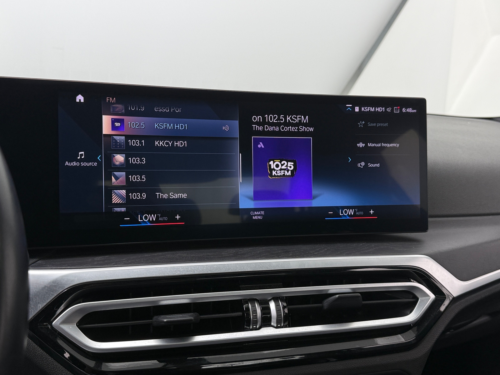 Thumbnail: 2024 BMW 3 Series - 3