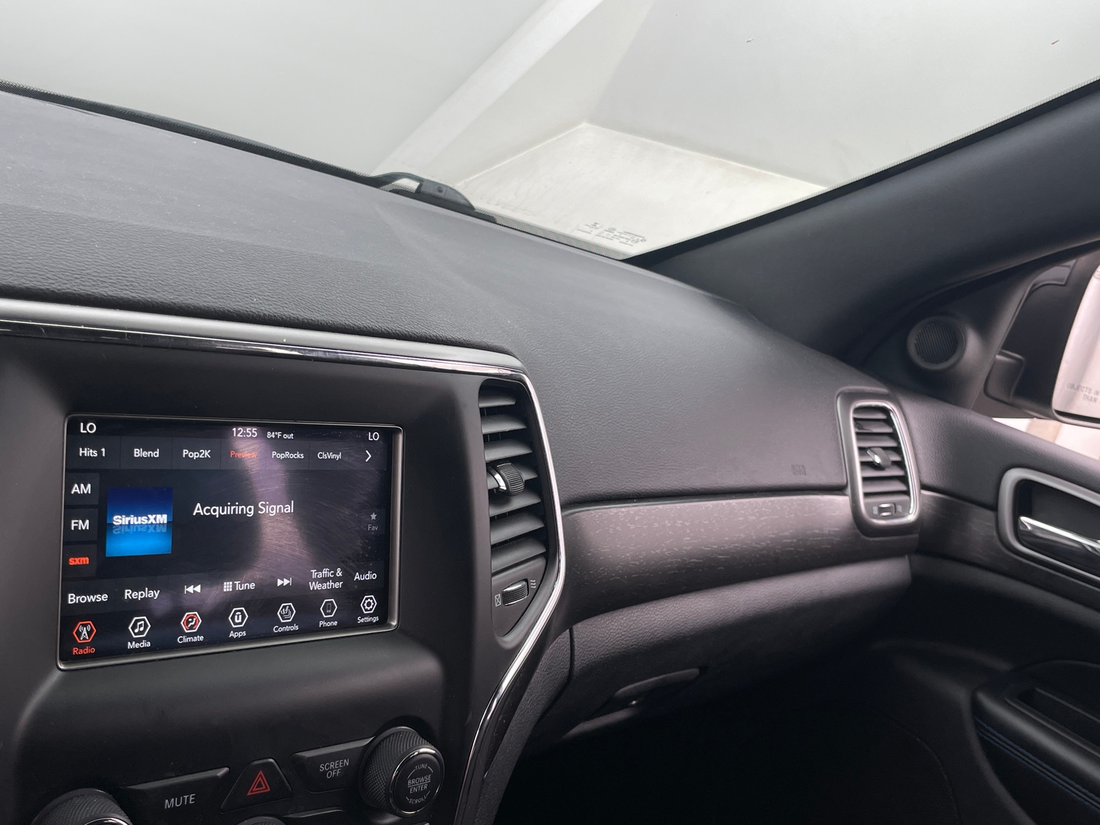 Thumbnail: 2018 Jeep Grand Cherokee - 4
