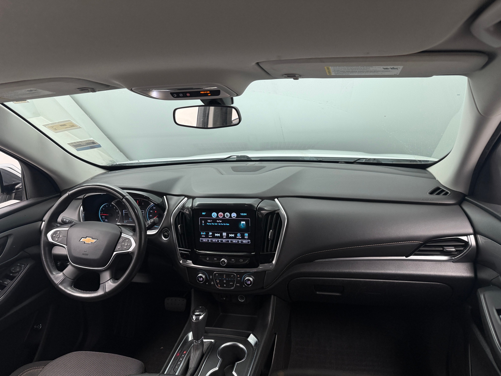 Thumbnail: 2018 Chevrolet Traverse - 3
