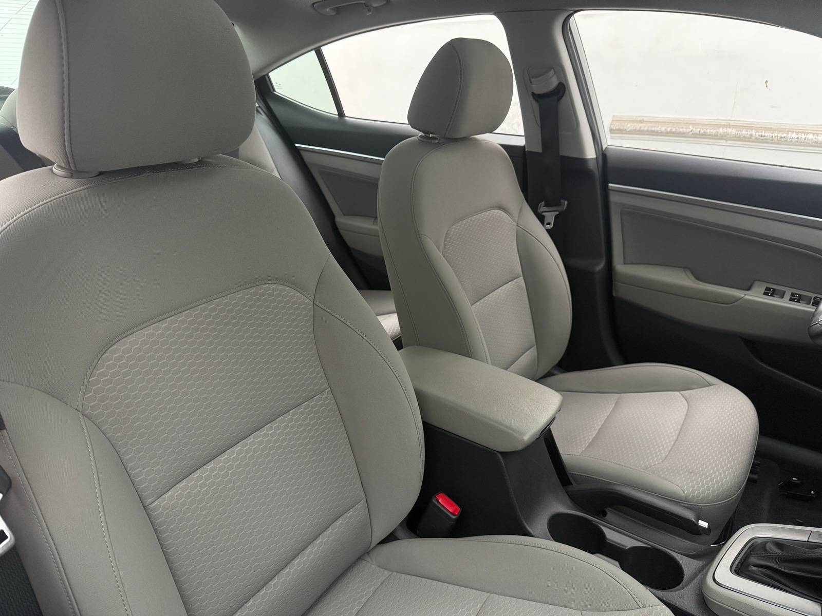 Thumbnail: 2020 Hyundai Elantra - 2