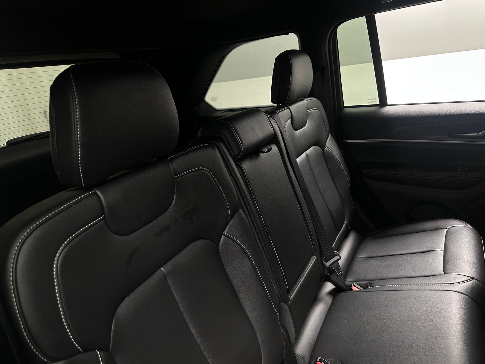Thumbnail: 2024 Jeep Grand Cherokee - 5