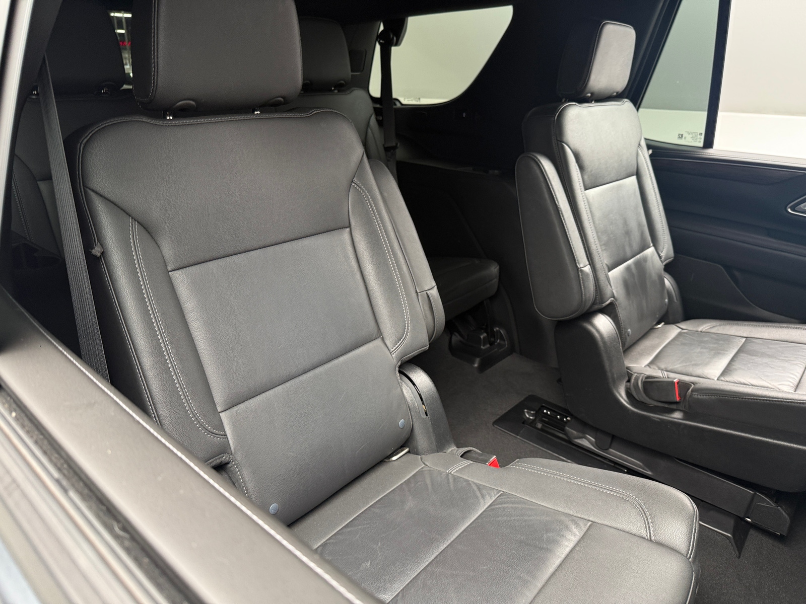 Thumbnail: 2021 Chevrolet Tahoe - 5
