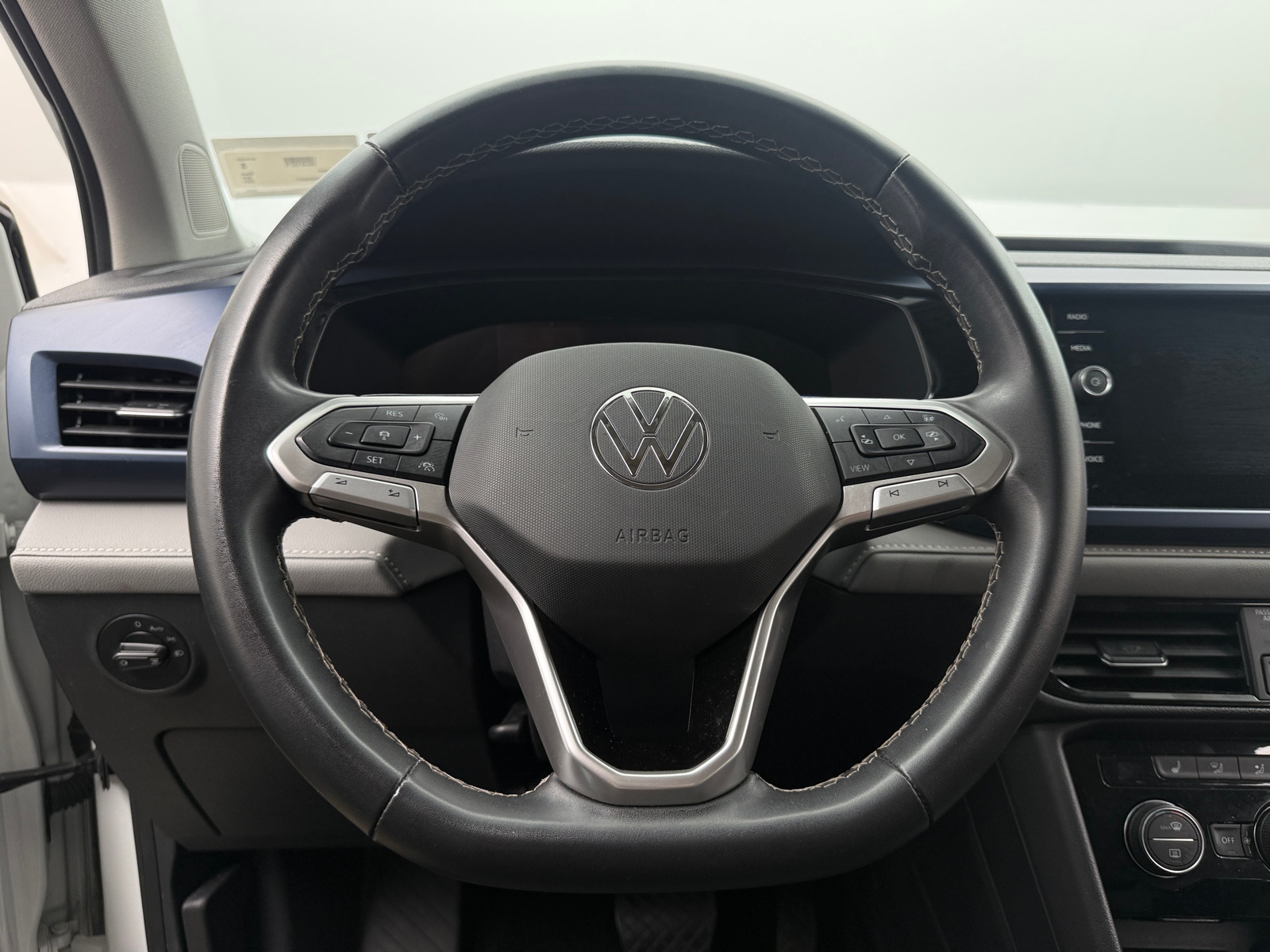 Thumbnail: 2024 Volkswagen Taos - 5