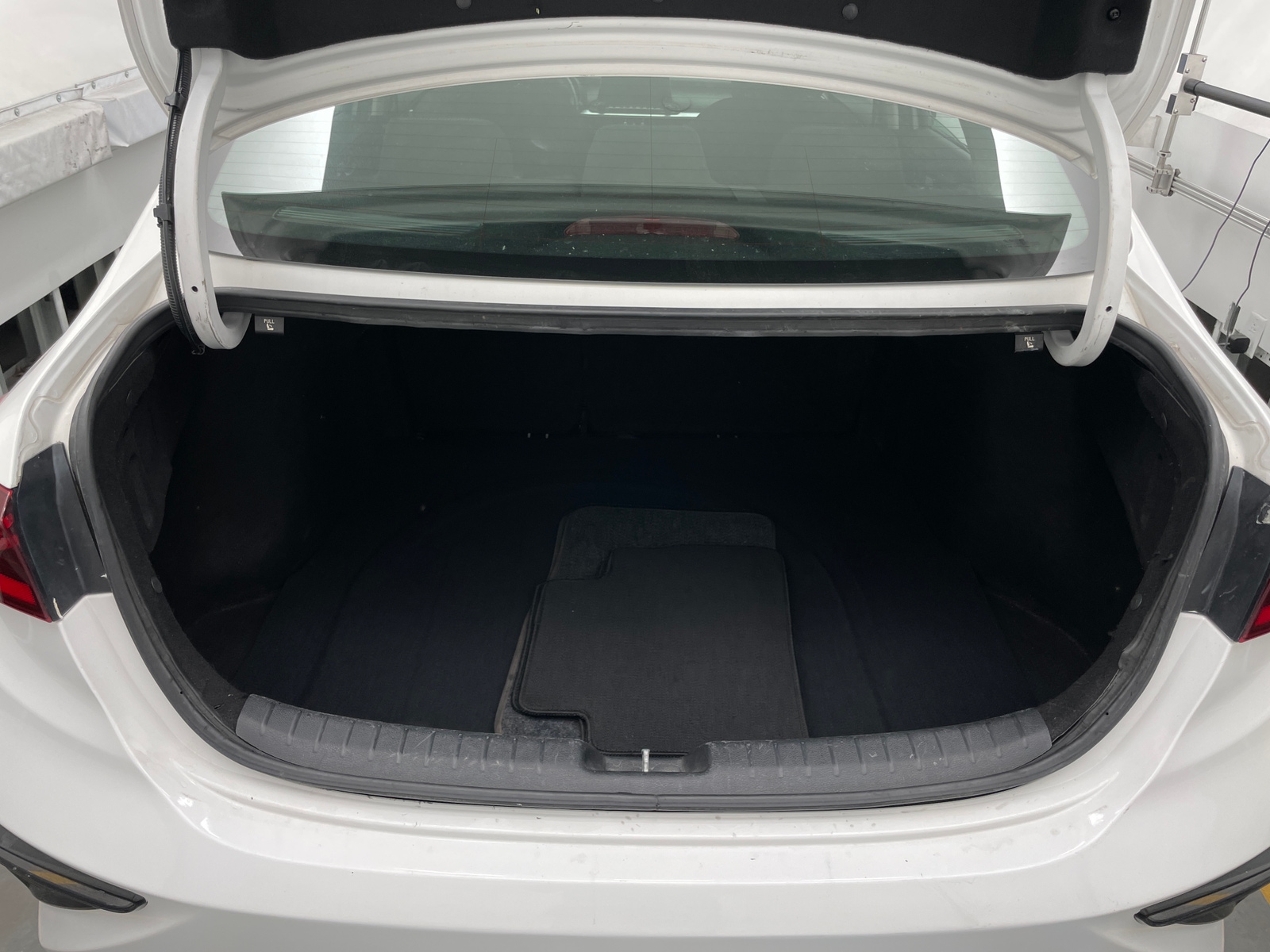 Thumbnail: 2019 Kia Forte - 7