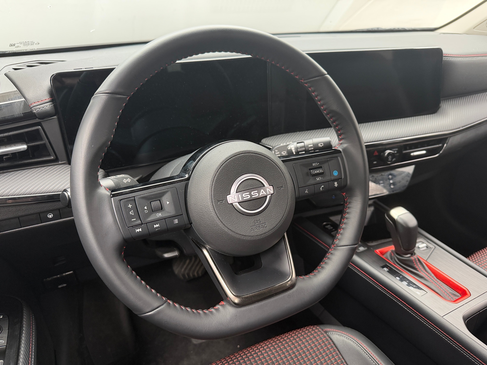 Thumbnail: 2025 Nissan Kicks - 4