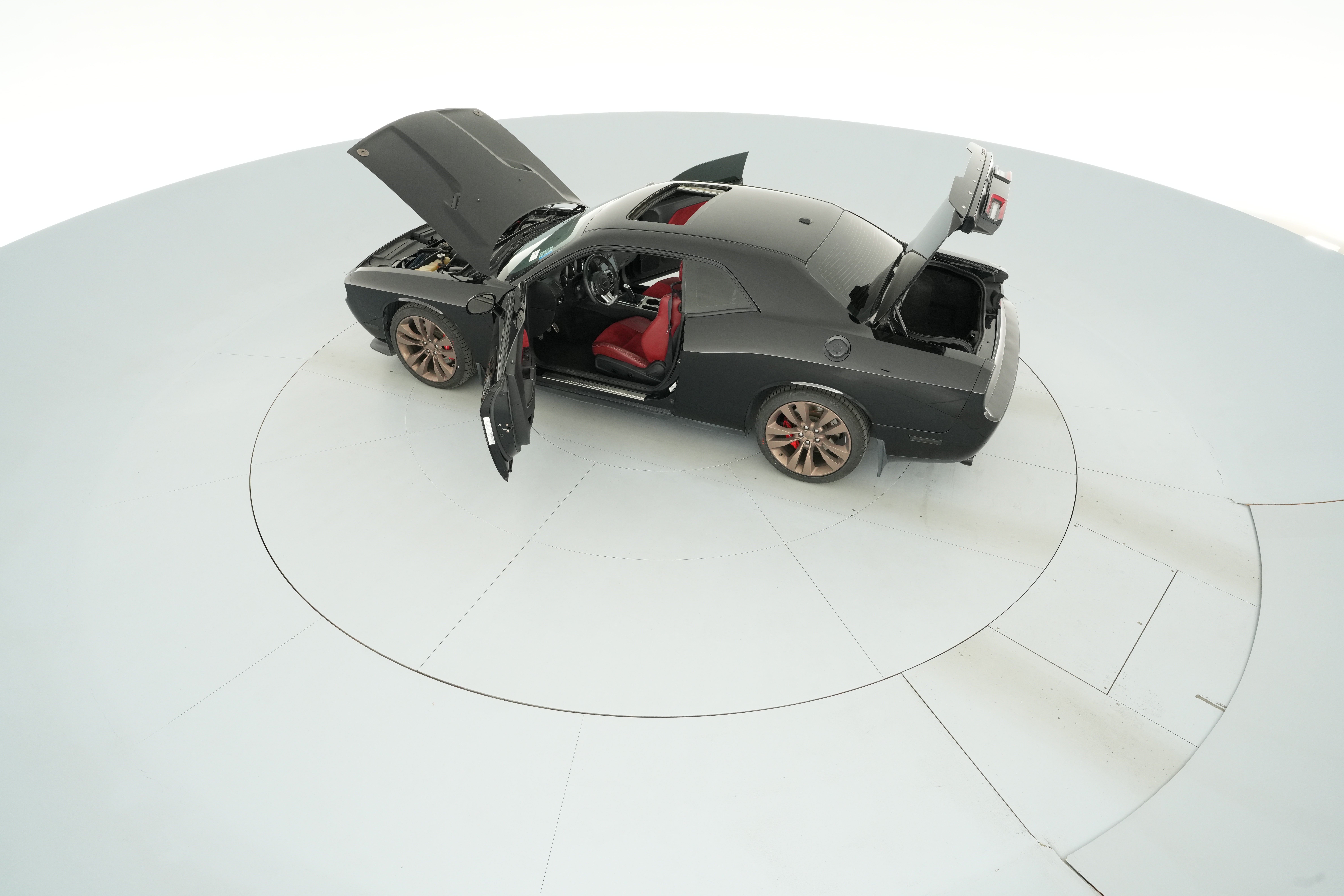 2014 Dodge Challenger SRT8 - Photo 25