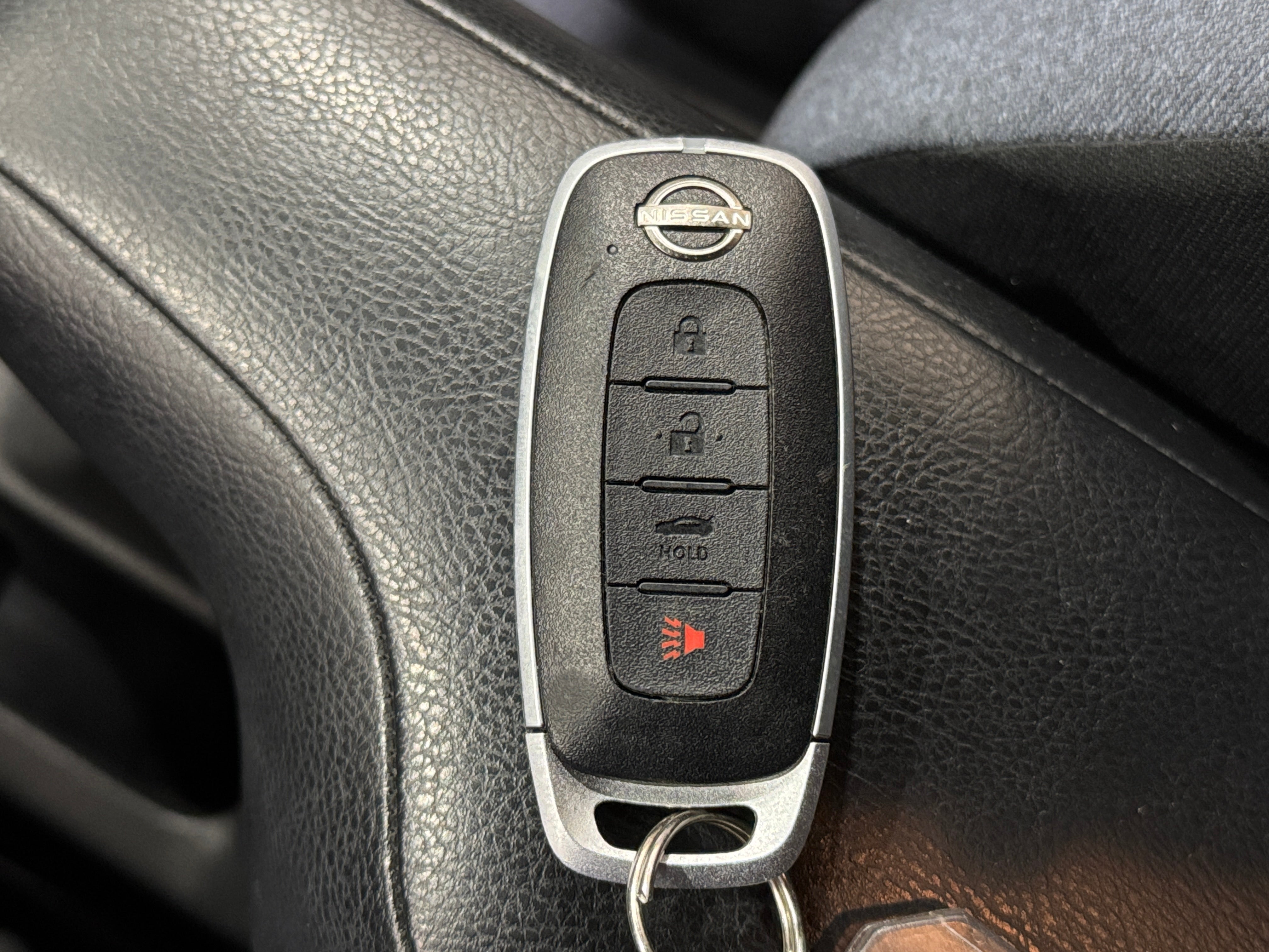 2025 Nissan Versa Sedan SV - Photo 10