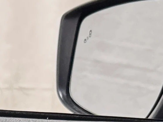 2025 Nissan Versa Sedan SV - Photo 15