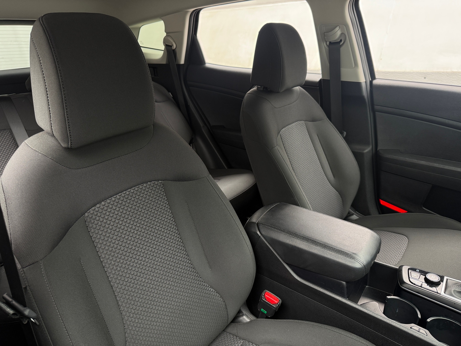 Thumbnail: 2025 Kia Sportage - 2