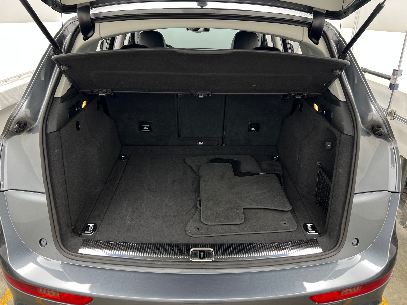 Thumbnail: 2013 Audi Q5 - 6