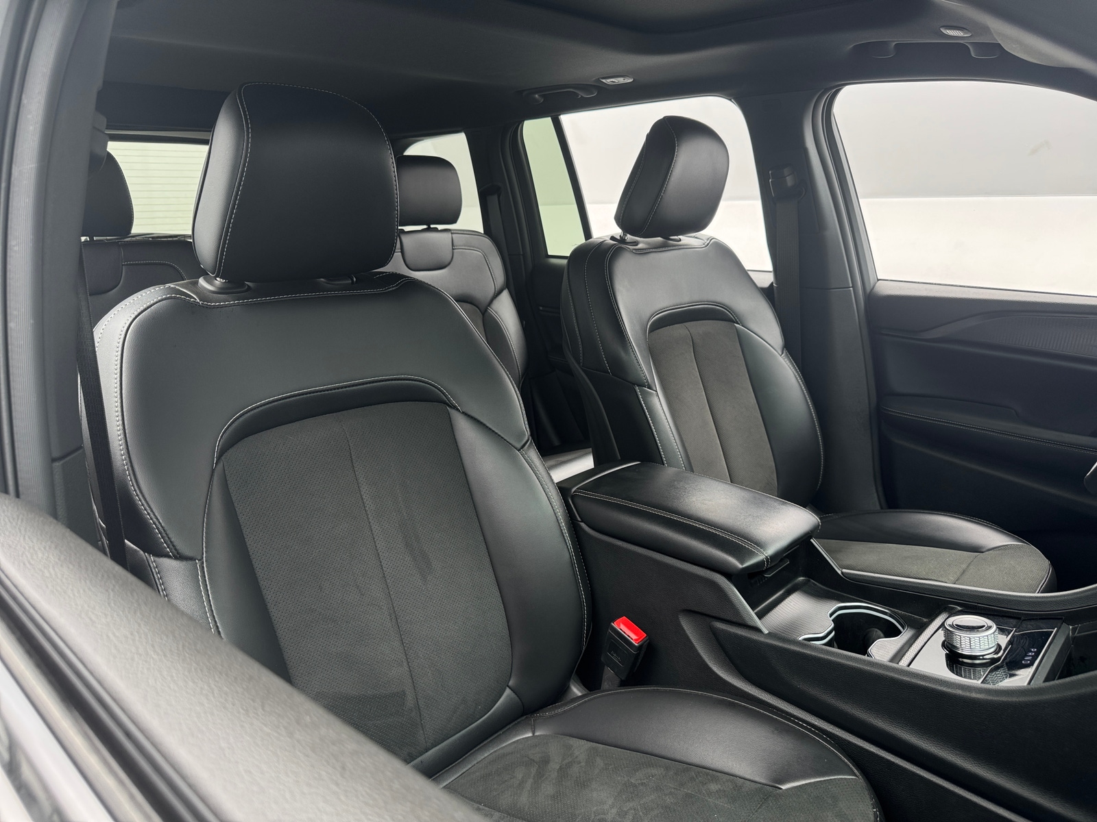 Thumbnail: 2025 Jeep Grand Cherokee - 2
