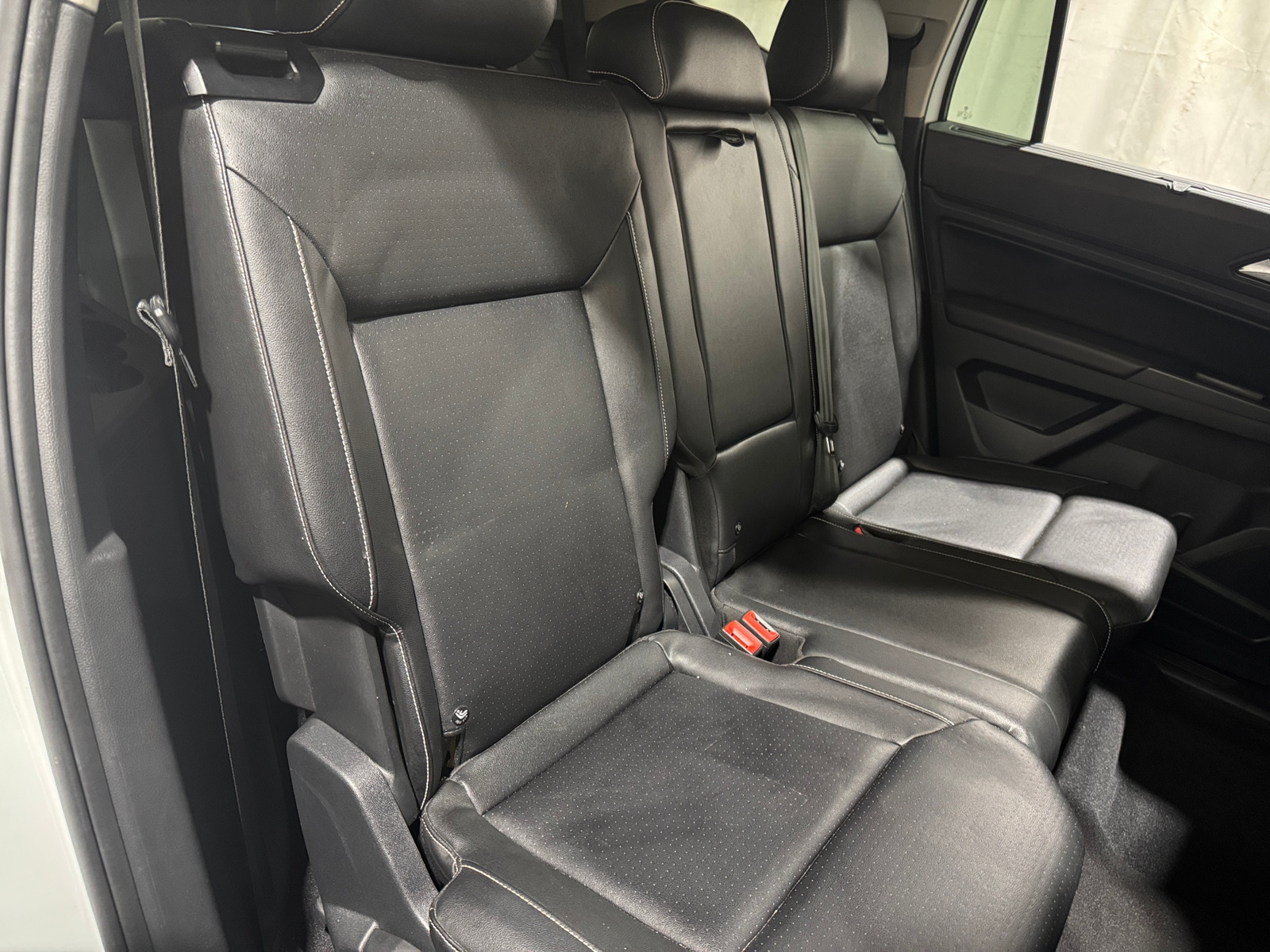 Thumbnail: 2021 Volkswagen Atlas - 5
