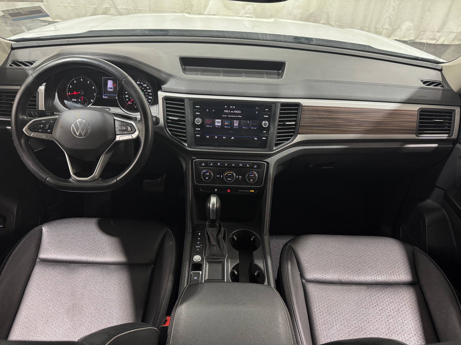 Thumbnail: 2021 Volkswagen Atlas - 2