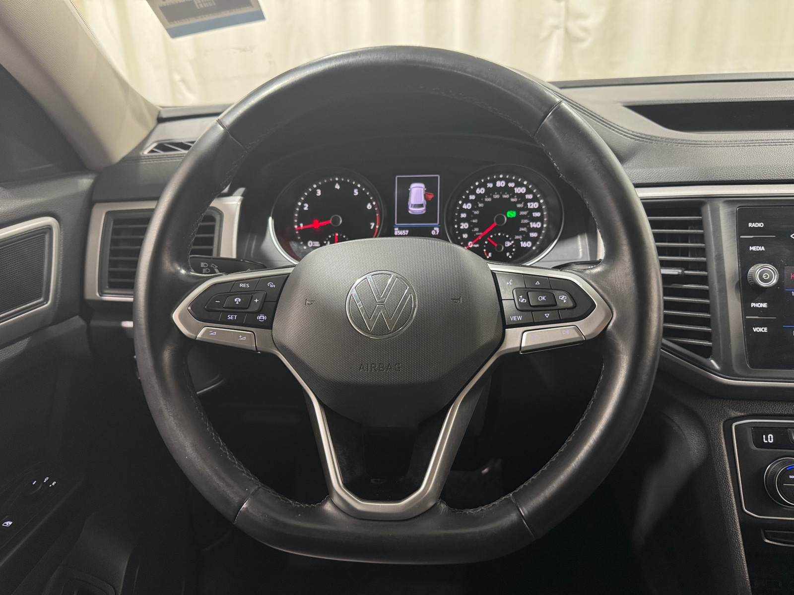 Thumbnail: 2021 Volkswagen Atlas - 4