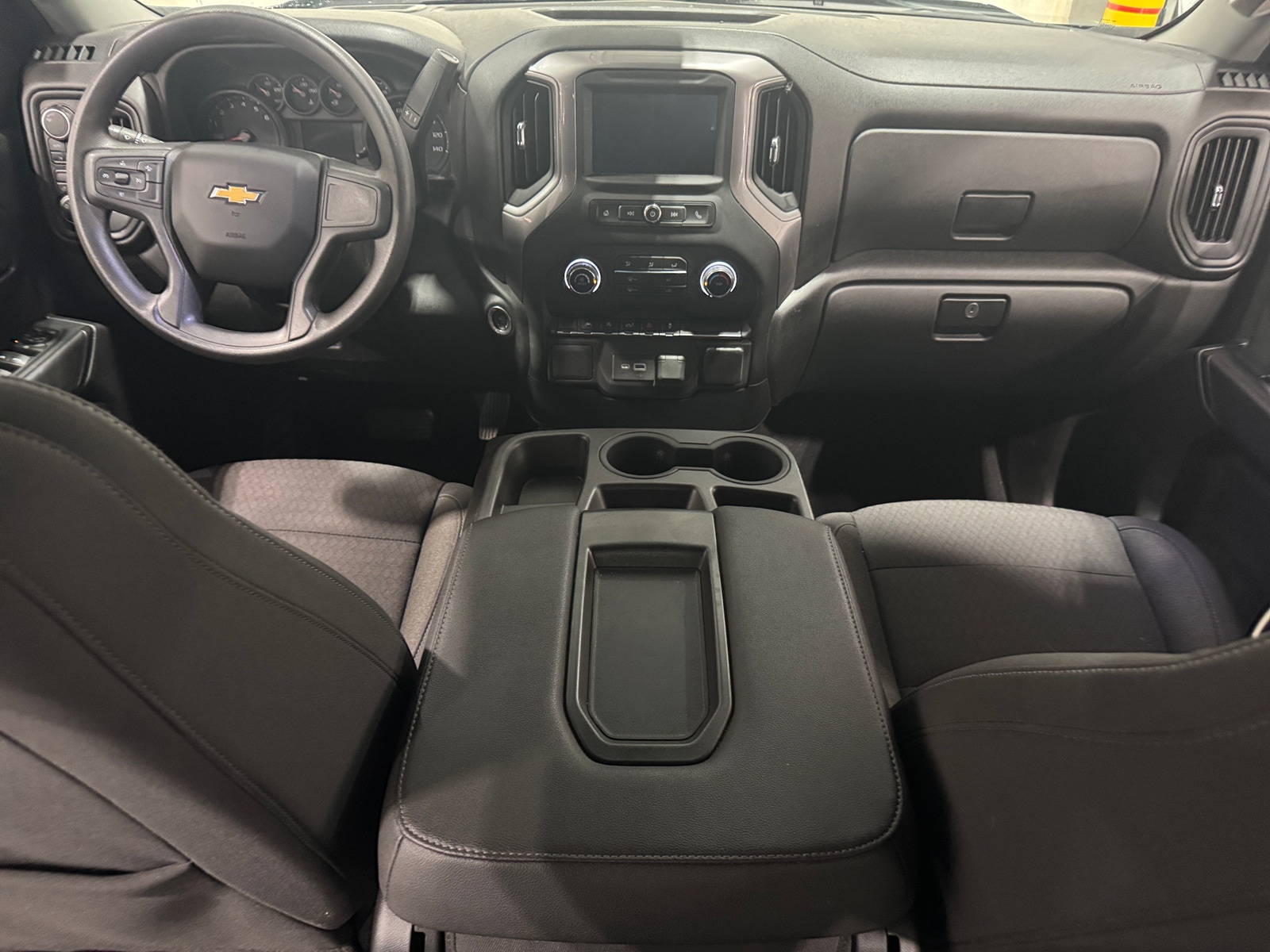 Thumbnail: 2023 Chevrolet Silverado 1500 - 3