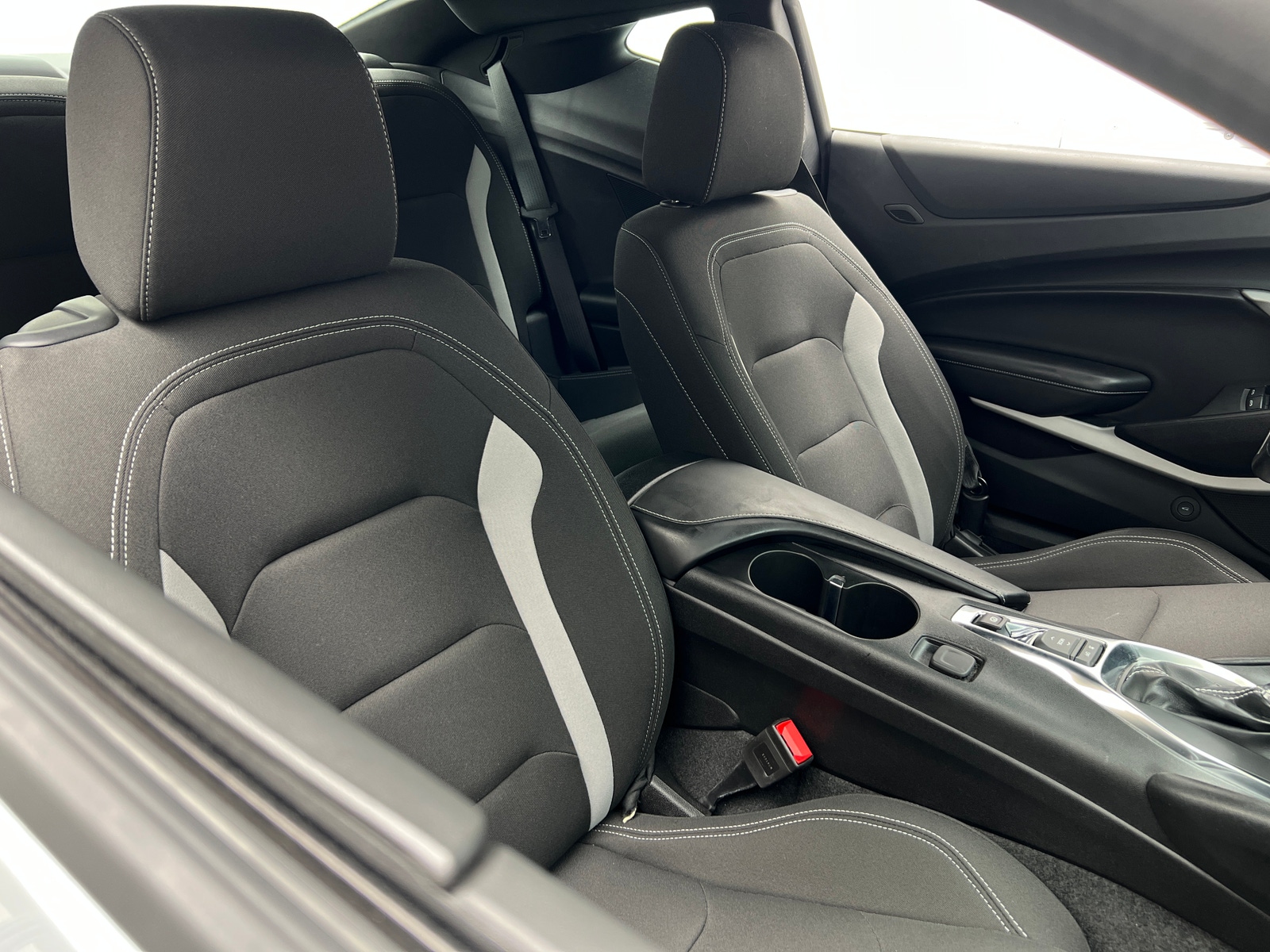 Thumbnail: 2019 Chevrolet Camaro - 2