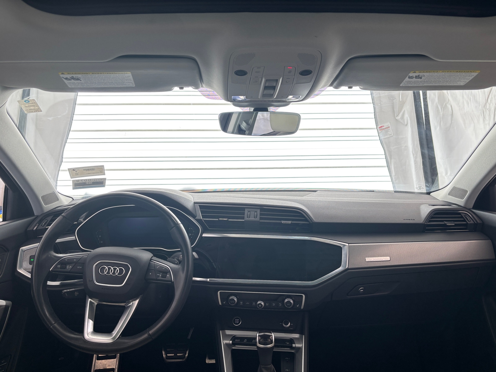 Thumbnail: 2023 Audi Q3 - 2
