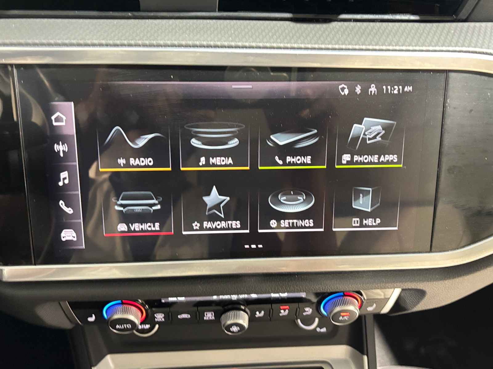 Thumbnail: 2023 Audi Q3 - 3