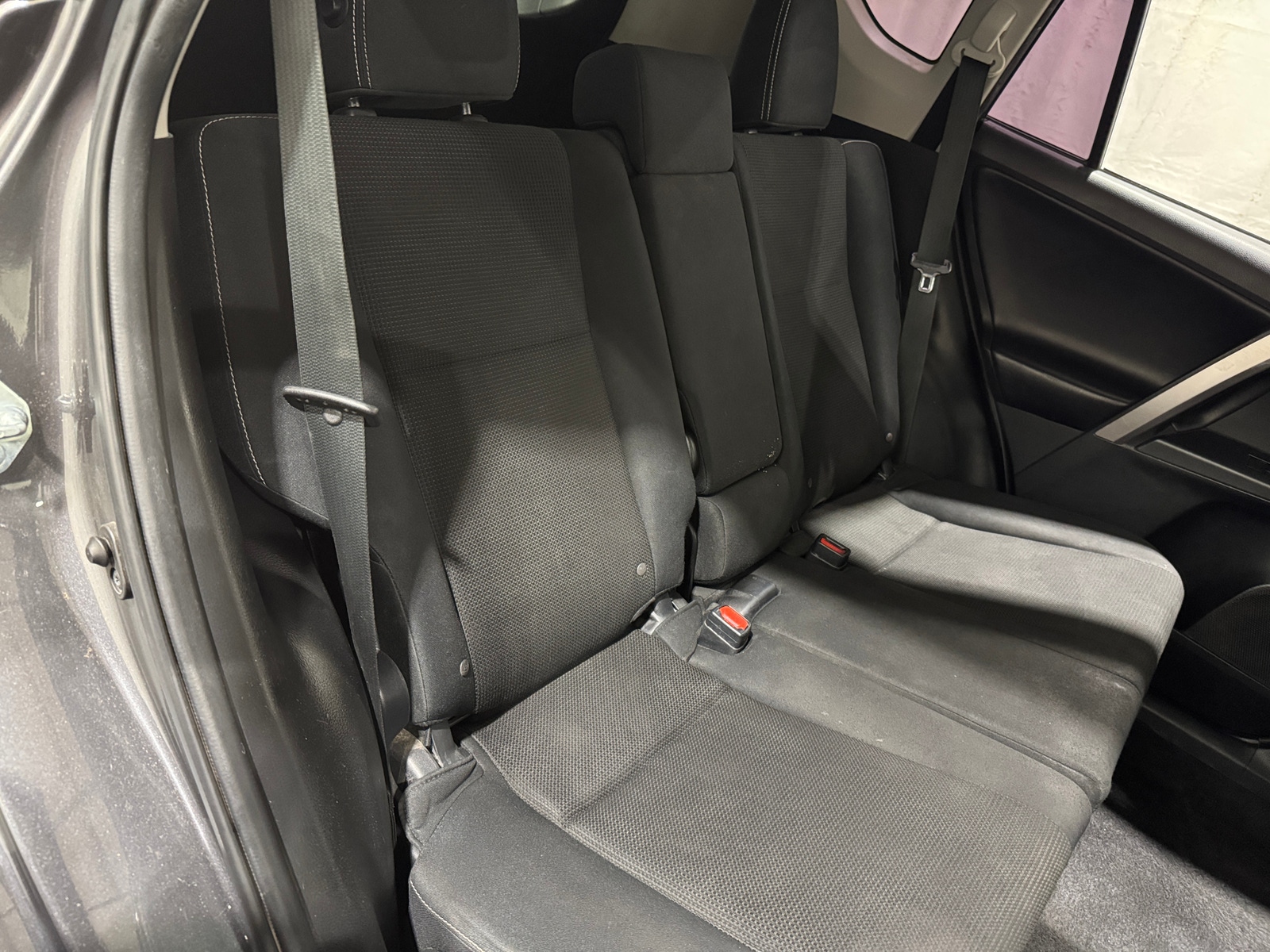 Thumbnail: 2018 Toyota RAV4 - 6