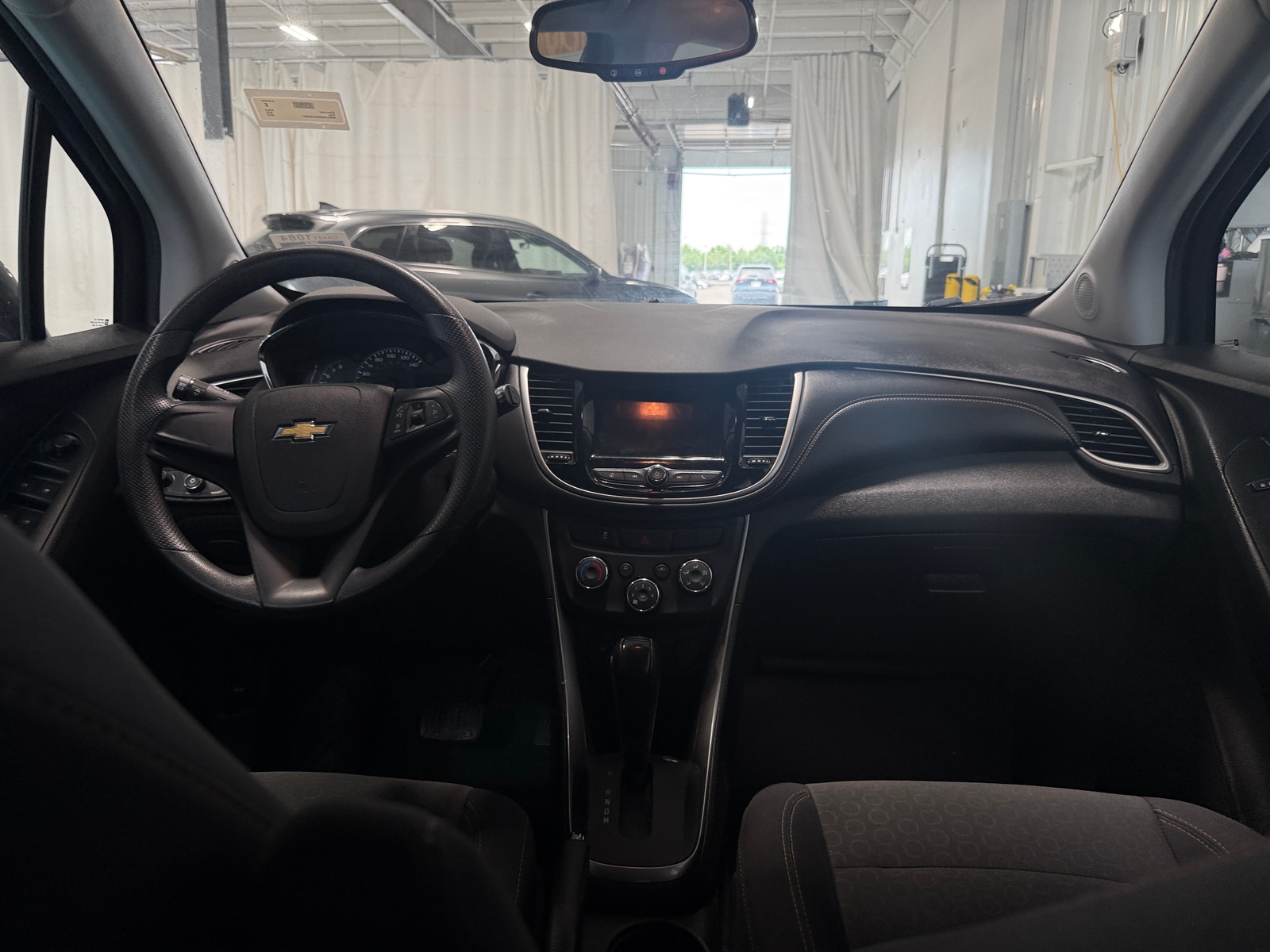 Thumbnail: 2019 Chevrolet Trax - 3