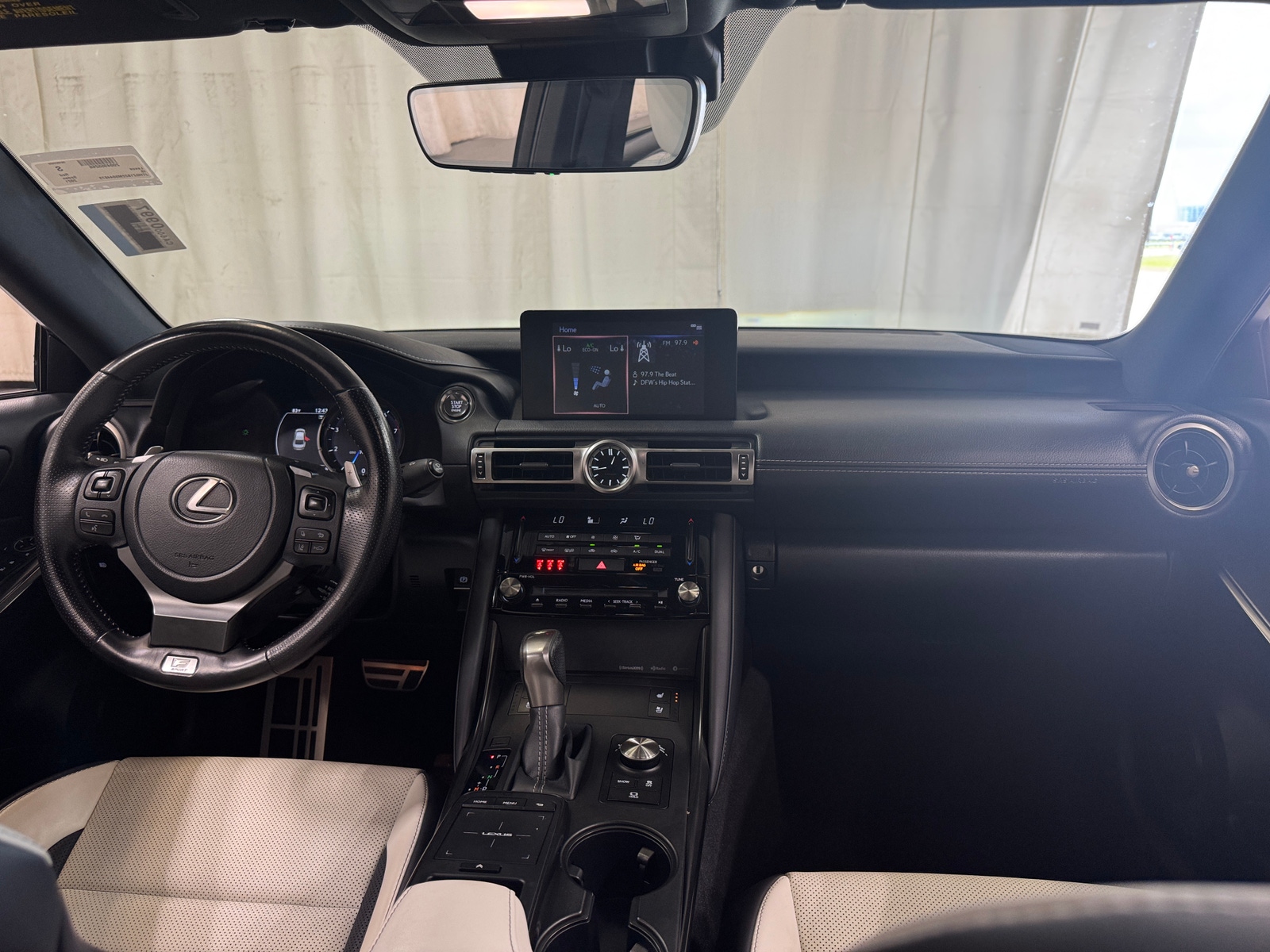 Thumbnail: 2021 Lexus IS - 2