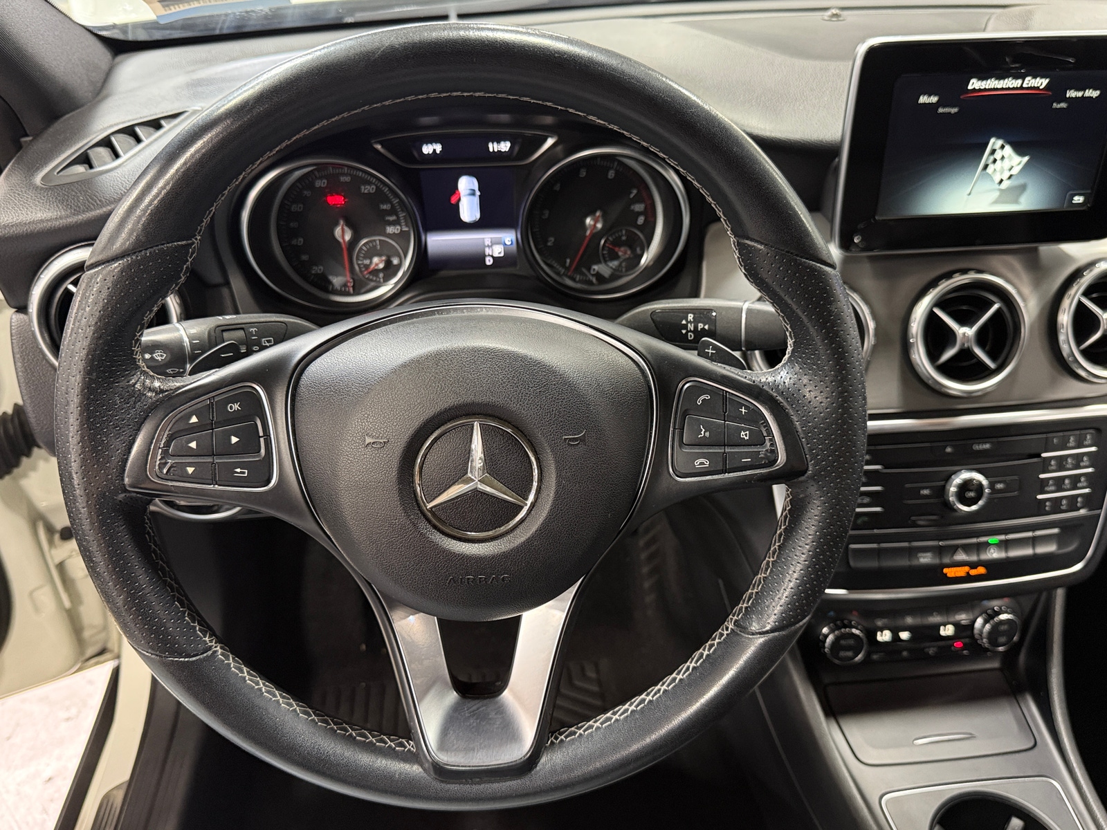 Thumbnail: 2017 Mercedes-Benz GLA - 4