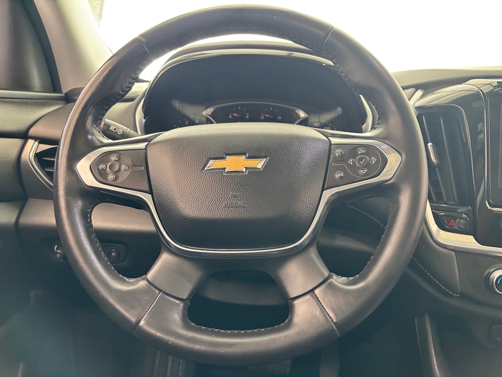 Thumbnail: 2018 Chevrolet Traverse - 4