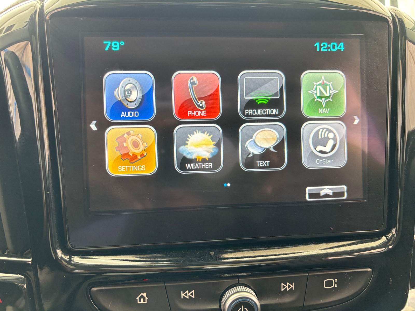 Thumbnail: 2018 Chevrolet Traverse - 3