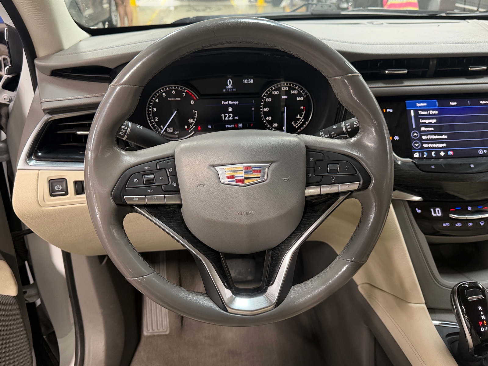 Thumbnail: 2021 Cadillac XT6 - 4