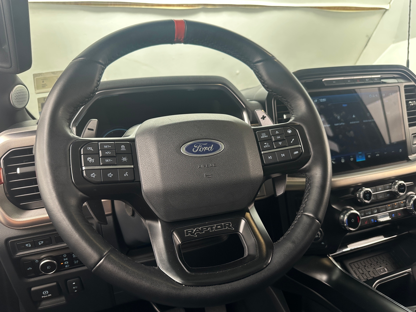 Thumbnail: 2023 Ford Econoline - 4