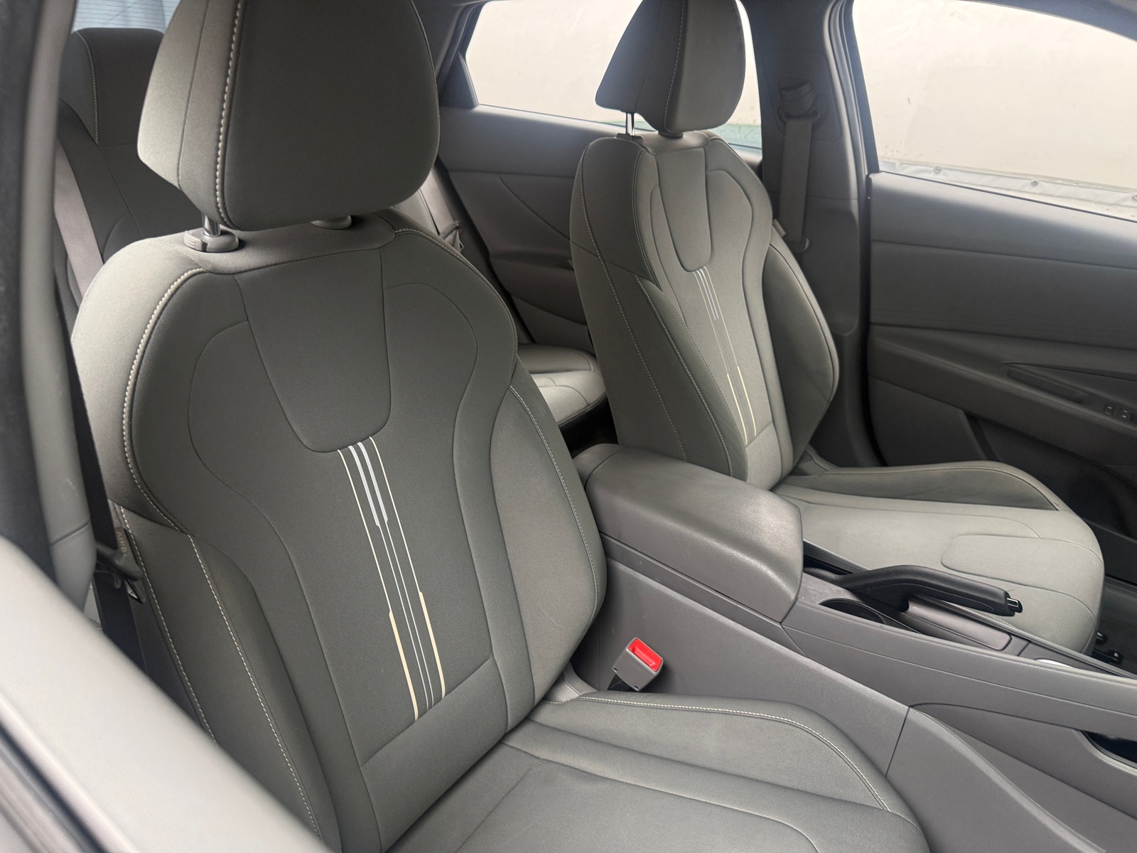 Thumbnail: 2023 Hyundai Elantra - 2