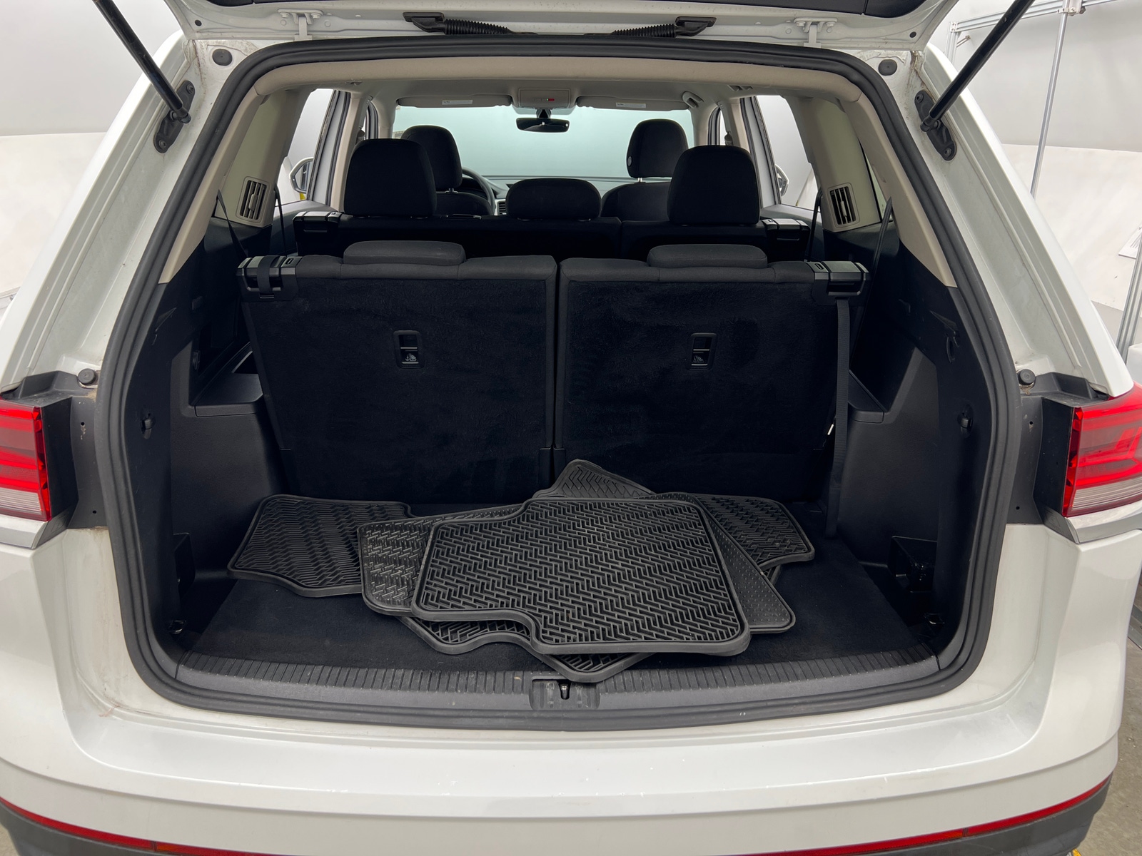 Thumbnail: 2021 Volkswagen Atlas - 7