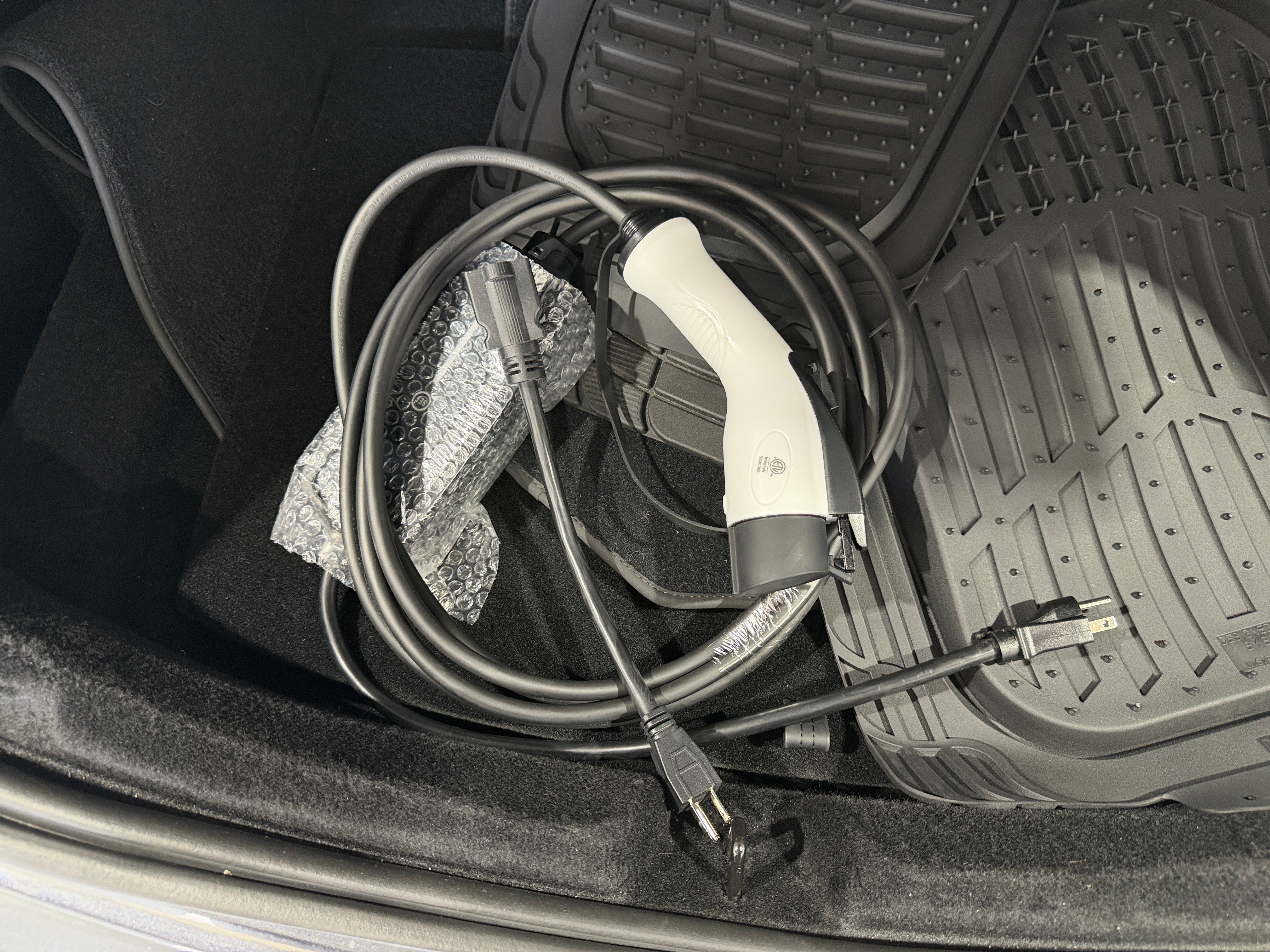 Used 2025 Tesla Model 3 Long Range with VIN 5YJ3E1EAXSF927016 for sale in Auburn, WA