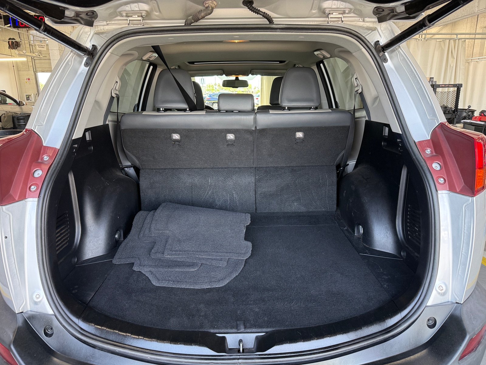Thumbnail: 2013 Toyota RAV4 - 7