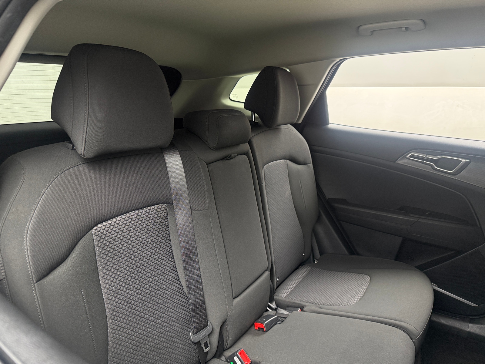 Thumbnail: 2025 Kia Sportage - 6