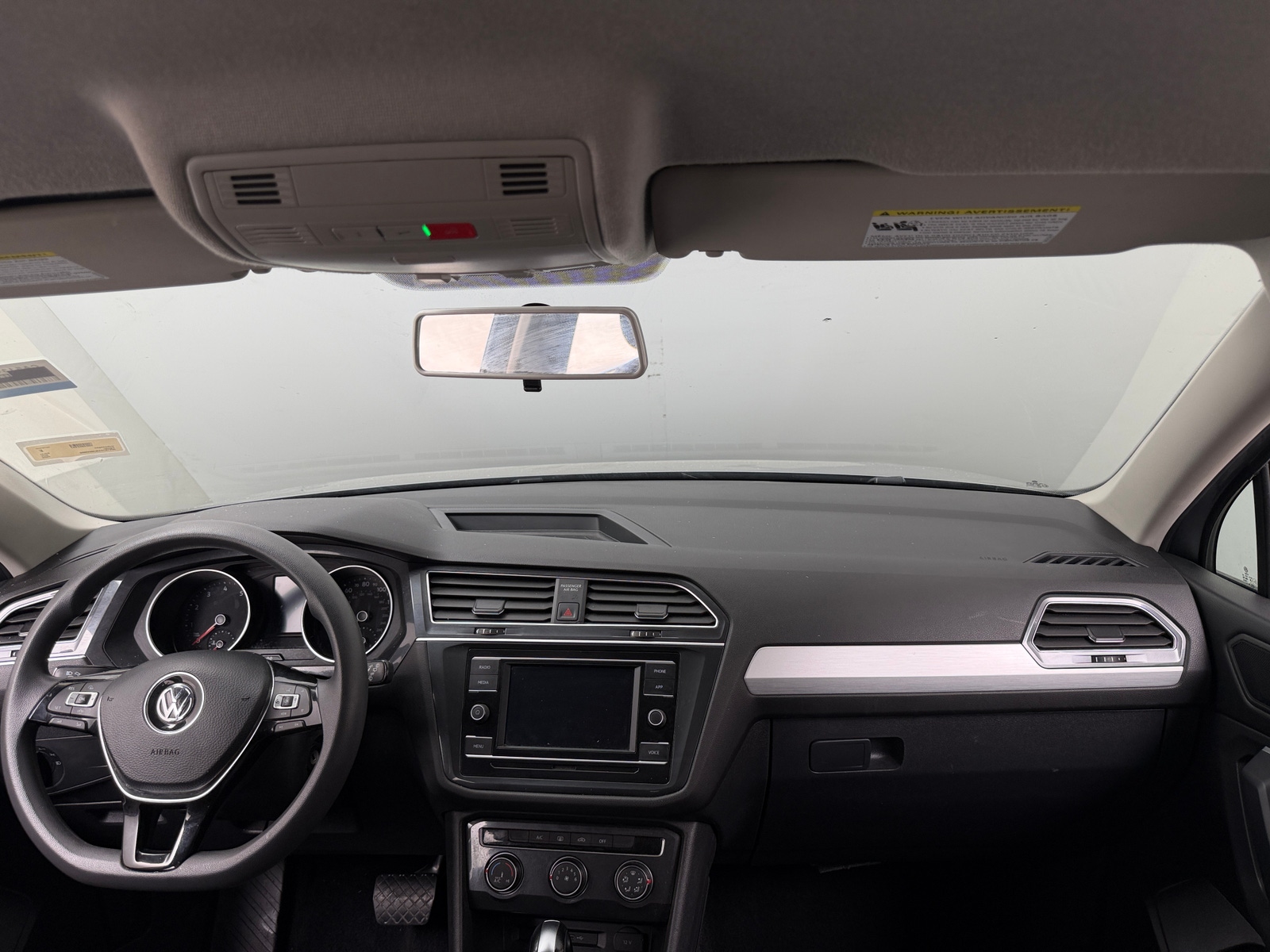 Thumbnail: 2020 Volkswagen Tiguan - 3