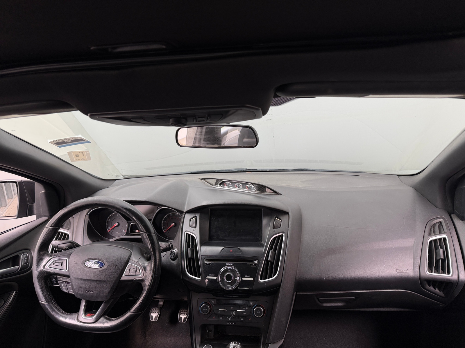Thumbnail: 2016 Ford Focus - 3