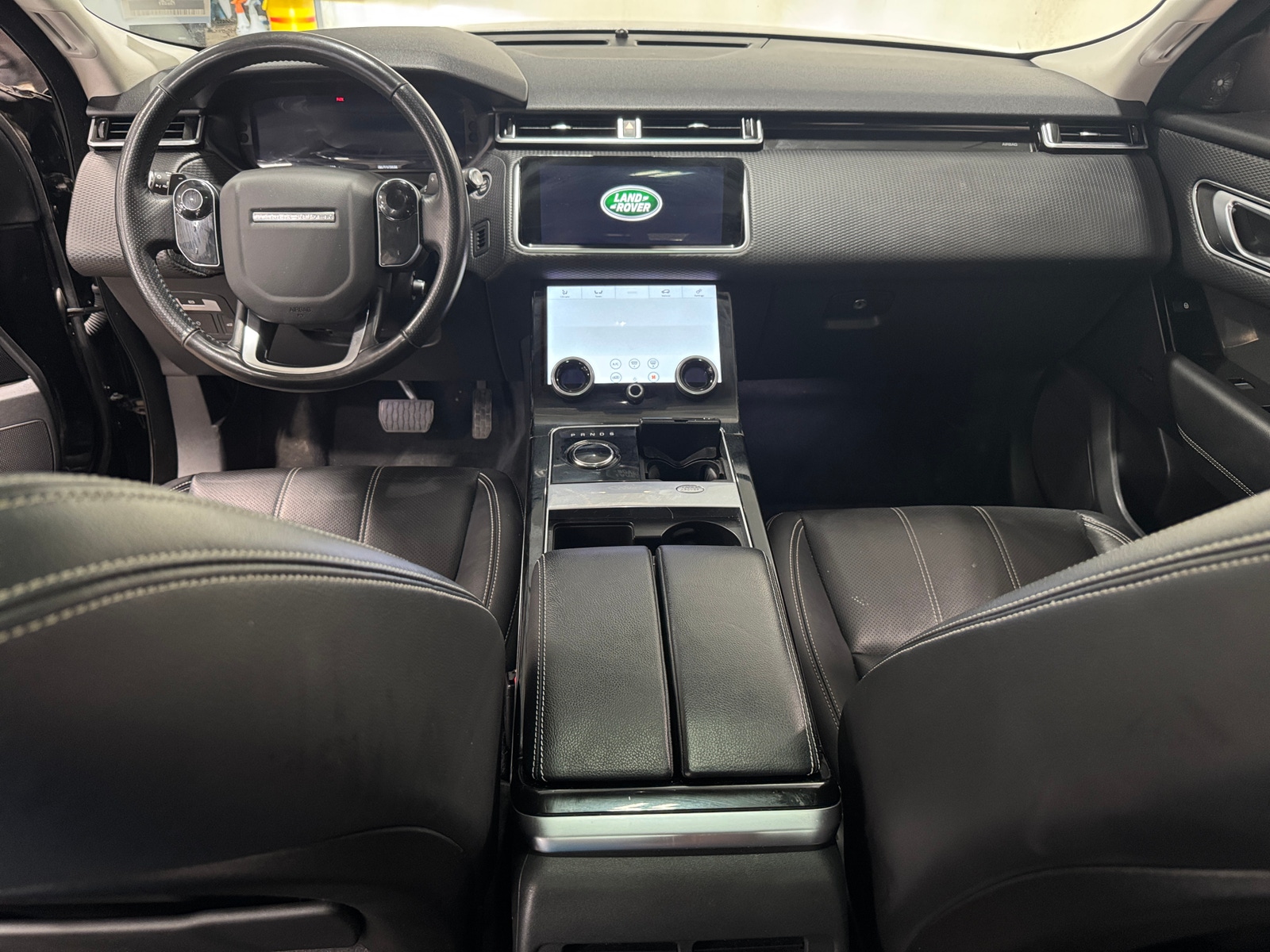 Thumbnail: 2020 Land Rover Range Rover Velar - 2